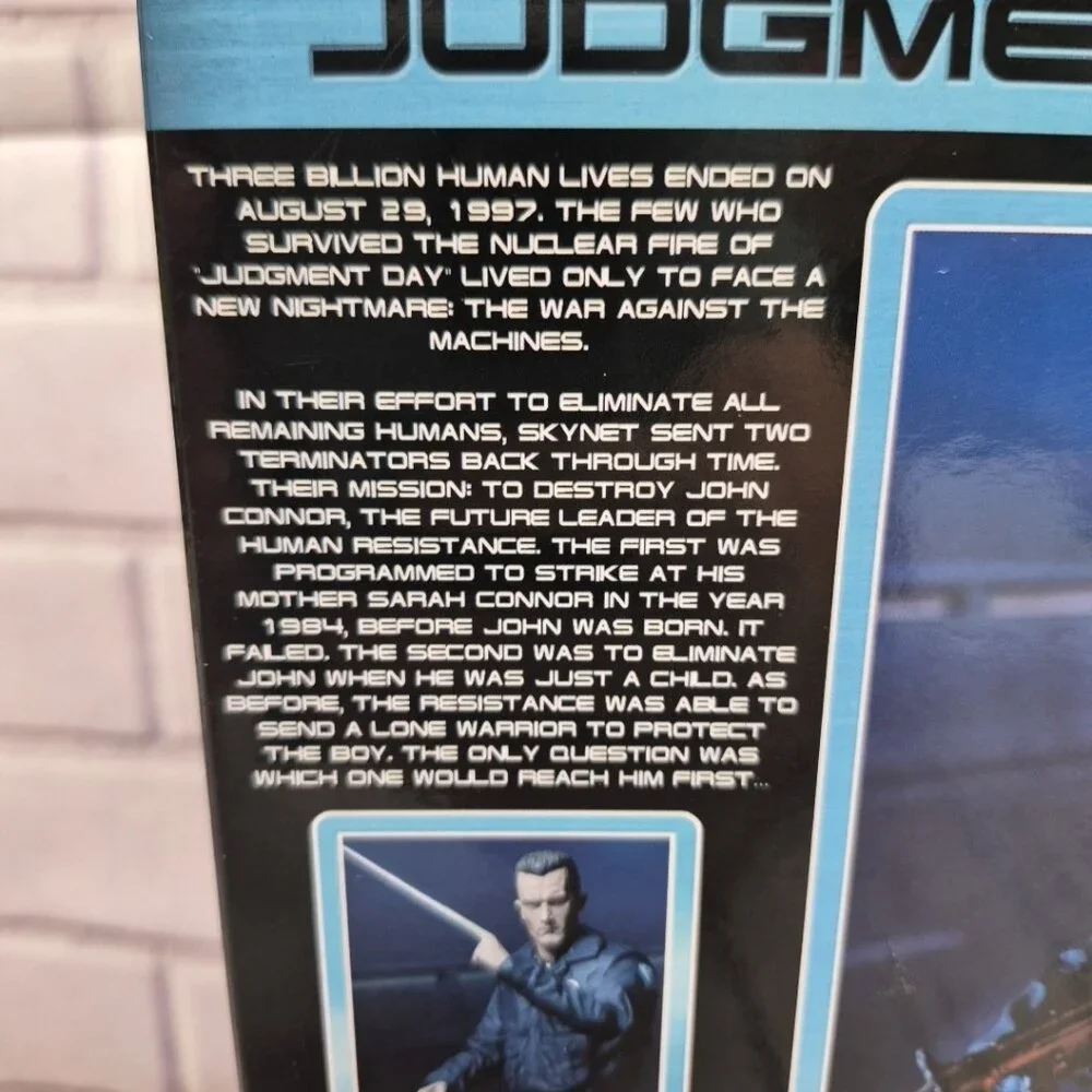 NECA Terminator Judgment Day T-1000 Motorcycle‎ Cop 7 Inch Action BAF Figure